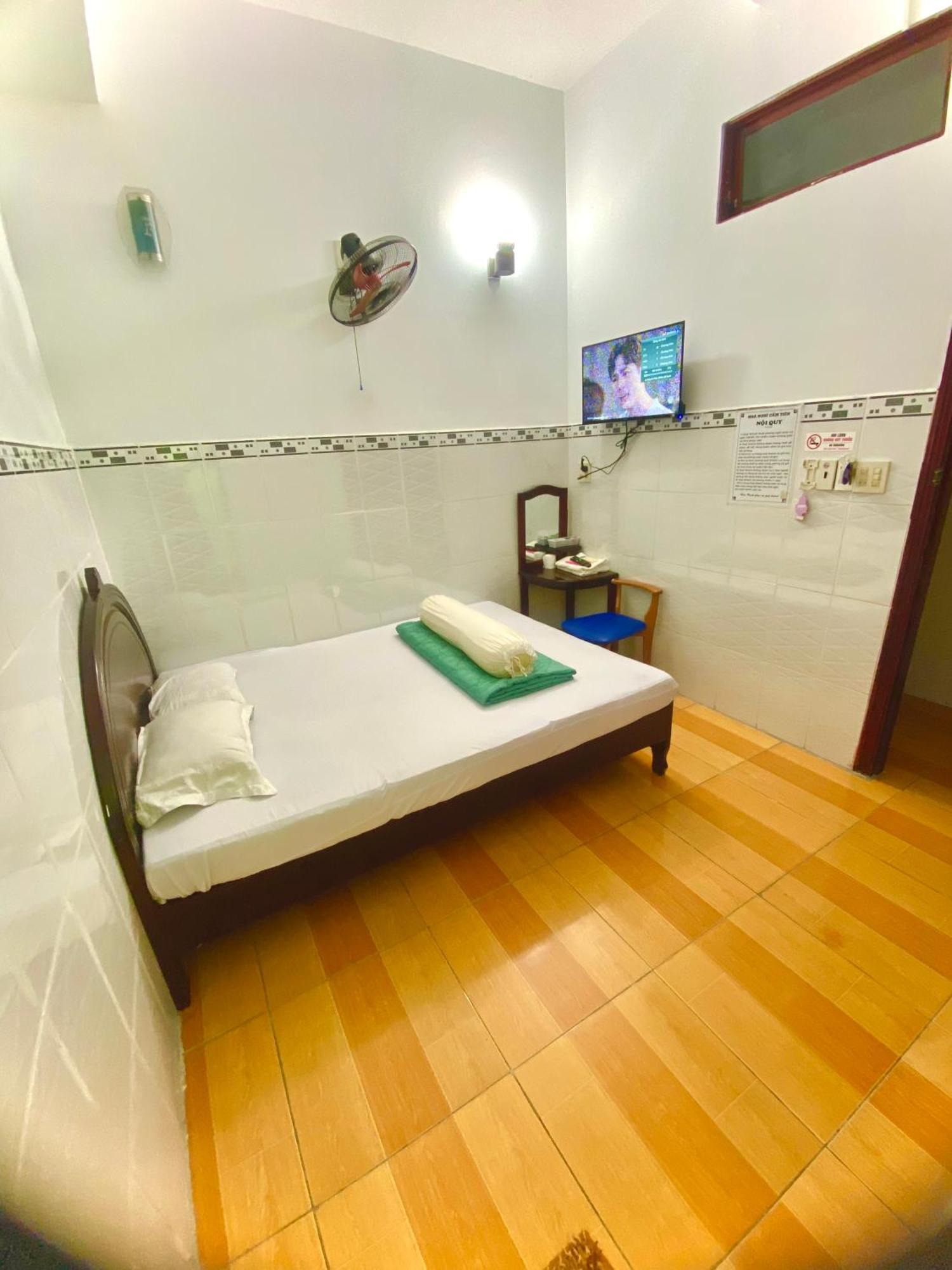 Nha Nghi Cam Tien 2 Hostel Ha Tien Luaran gambar
