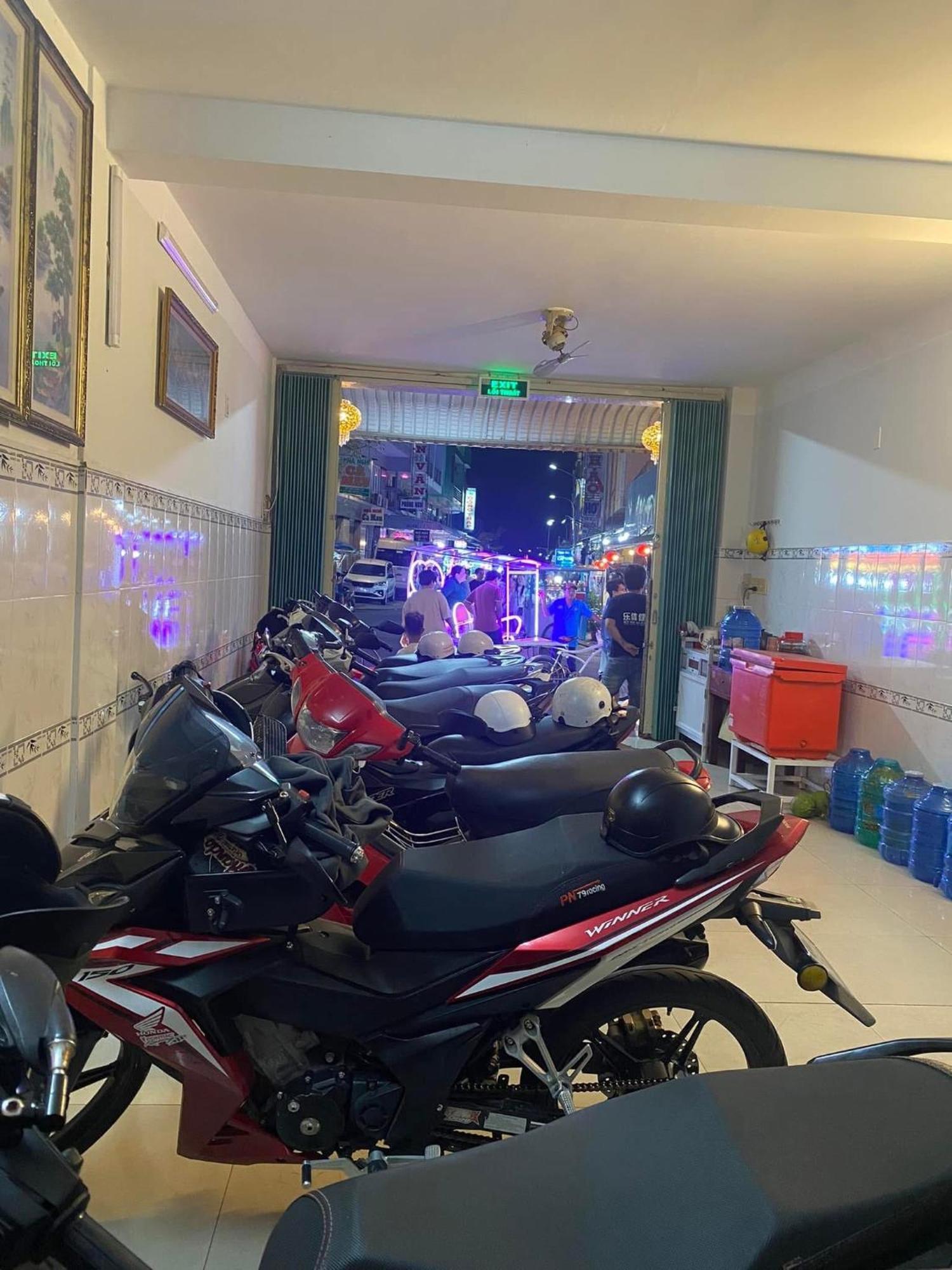 Nha Nghi Cam Tien 2 Hostel Ha Tien Luaran gambar